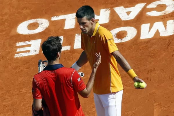 Djokovic pasa sin dificultades a segunda ronda