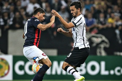 San Lorenzo empató con Corinthians 0-0 y se complica su clasificación