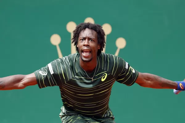 Monfils dejó afuera a Federer