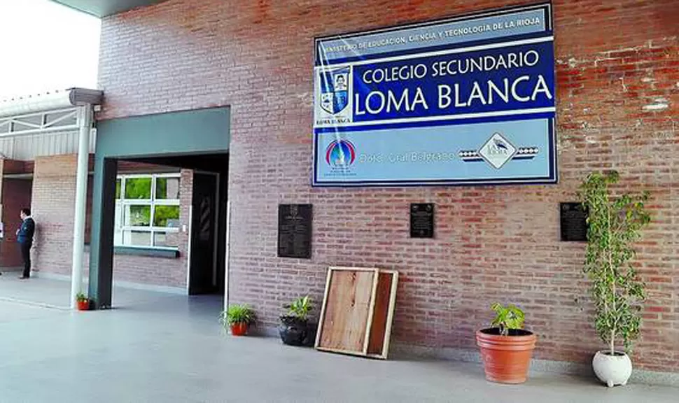 COLEGIO. El secundario de Loma Blanca, donde ya hubo casos de abuso sexual. FOTO DE CLARIN.COM