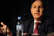 De Luca rechazó la denuncia de Nisman contra Cristina por supuesto encubrimiento de iraníes