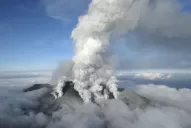 Turista graba el momento exacto de la erupción del volcán Calbuco