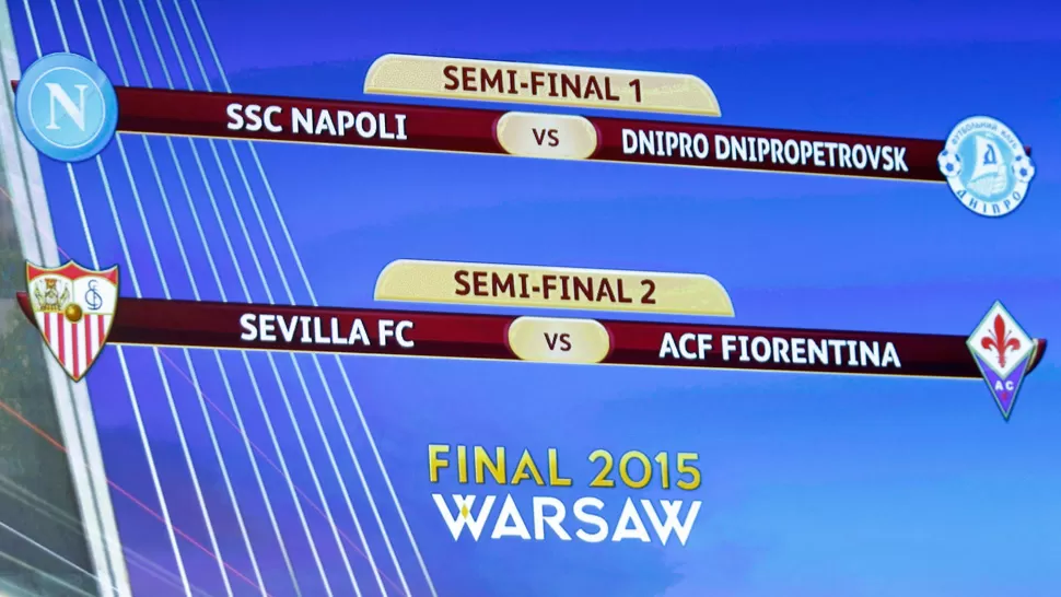 AQUI ESTAN, ESTOS SON. Aunque no se descartan las sorpresas, Sevilla y Napoli son los favoritos para disputar la final en Varsovia. REUTERS