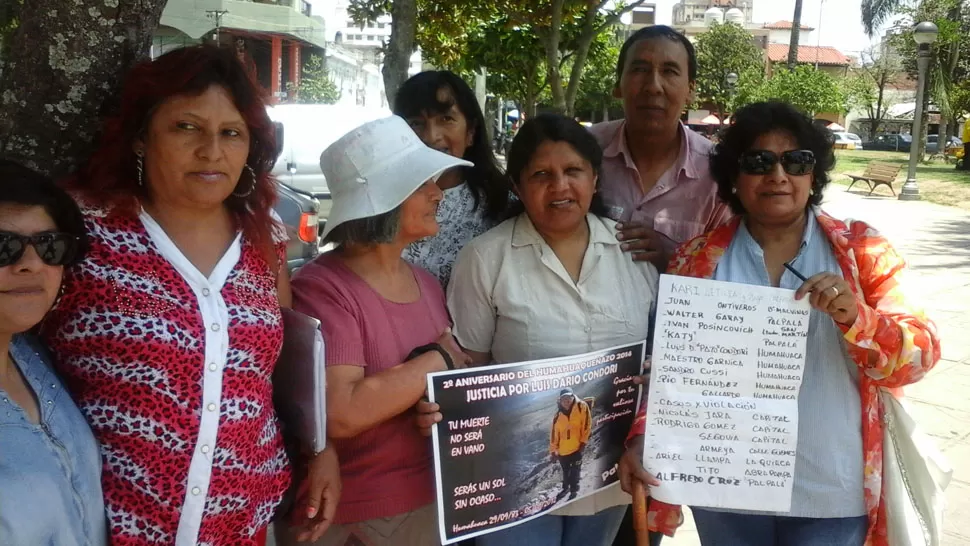 RECLAMO. Familiares del guía turístico piden que se condene a los acusados por el homicidio. FOTO DE PRENSAJUJUY.COM