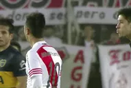 Mirá el escupitajo de Pablo Pérez a Pity Martínez