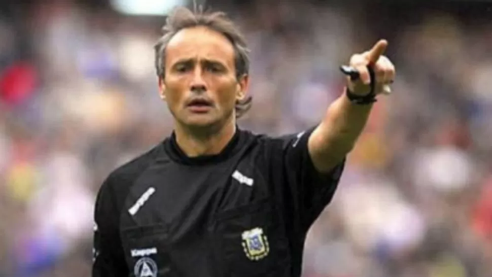 TIEMPO ATRÁS. Baldassi había sido uno de los mejores árbitros del fútbol argentino.