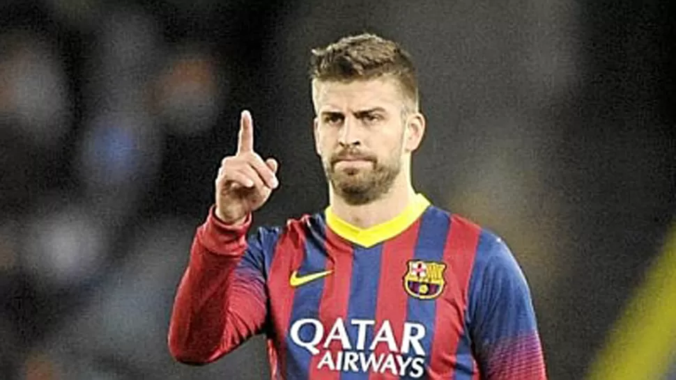 COLECCIONISTA. Piqué dio a conocer su compilación de camisetas. (FOTO DE MARCA.COM)