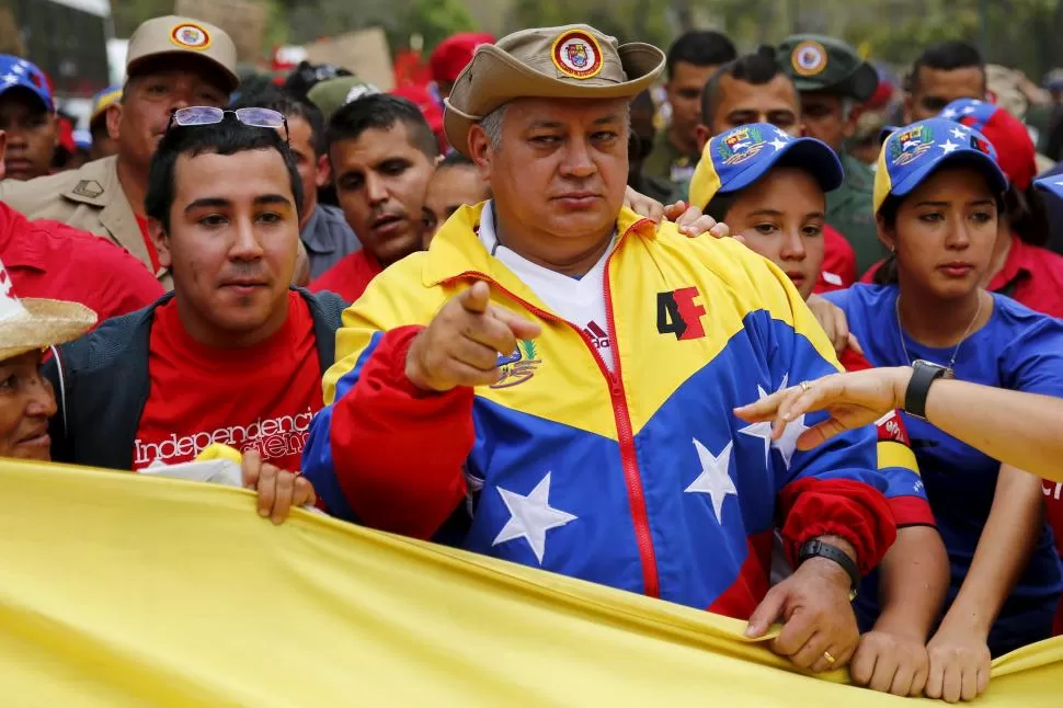 EN EL OJO DE LA TORMENTA. Diosdado Cabello cuenta con el respaldo de los militantes bolivarianos. reuters