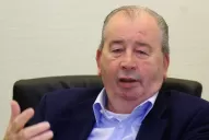 Acusan al ex presidente de la AFA de haber cobrado sobornos por 15 millones de dólares