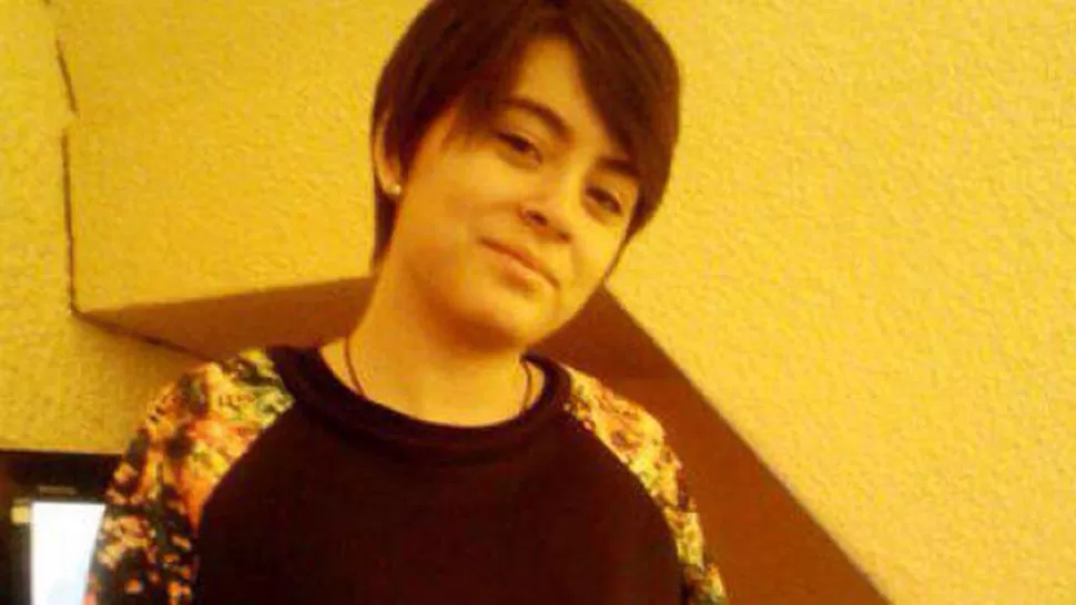 MISTERIO. La Policía investiga si Leonela se suicidó o la mataron. 