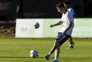 Messi llegó a Chile con optimismo en la valija