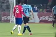 Hinchas se burlan de la expulsión de Cavani con memes