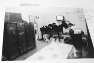 Sin lugar en las celdas, alojaron a un preso en el casino de la comisaría