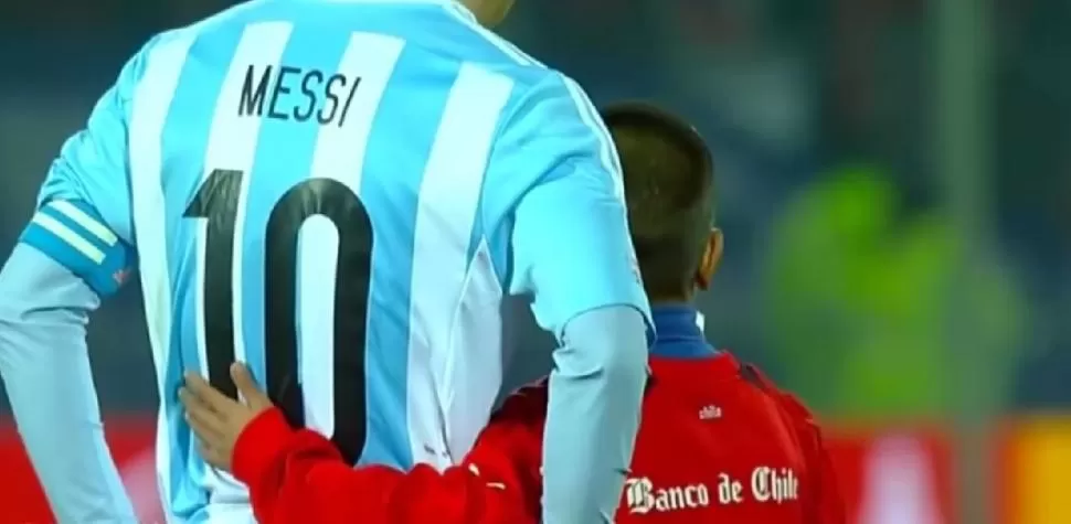 Copa América 2015: el consuelo de niños a Messi y la selfie más triste