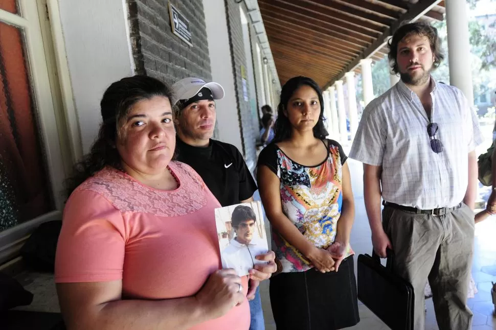 SIN JUSTICIA. La familia de Lucena lleva tres años pidiendo un juicio. la gaceta / foto de ANALíA JARAMILLO (archivo)