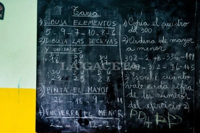 Echaron a una maestra que ató a un alumno por mala conducta