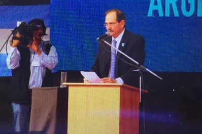 Alperovich: estamos cumpliendo cabalmente con el legado de nuestros próceres