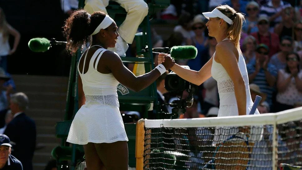 IMBATIBLE. Serena barrió a Sharapova y volvió a la final de Wimbledon. (REUTERS)