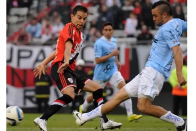 River no pudo ser puntero, Temperley le empató y lo celebró como un triunfo