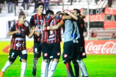 Patronato le ganó a Gimnasia y le saca 4 puntos a Santamarina