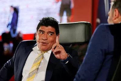 Maradona sobre Messi: le hace cuatro goles a la Real Sociedad y viene acá y no la toca