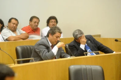 Opositores aseguran que Cano y Amaya lideran las encuestas