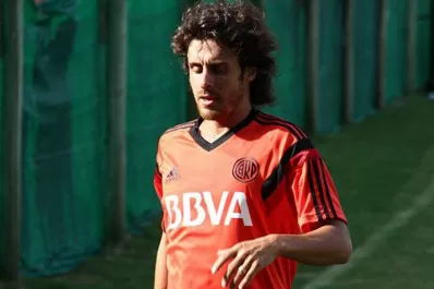 Aimar, enojado con Gallardo y cada vez más cerca del retiro