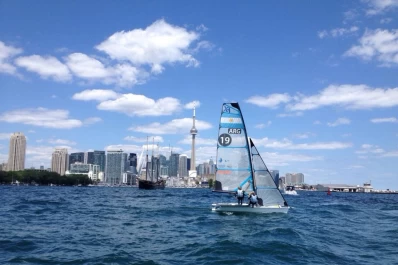 Soplaron las velas antes de tiempo y ganaron el oro