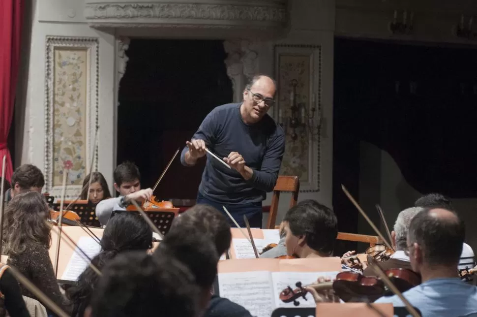 Proyecto mahler. Hoy, a las 22, la Orquesta Juvenil de la UNT homenajeará al compositor Gustav Mahler en el teatro Alberdi. la gaceta / foto de florencia zurita 