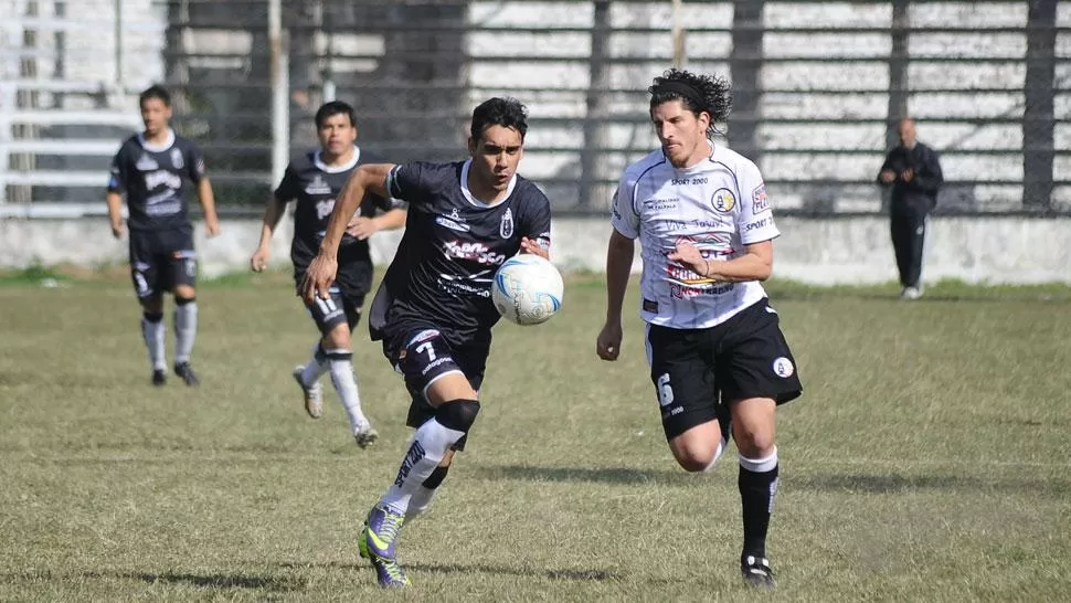 NO PUDO SER. Concepción FC perdió con Zapla y deberá jugar la reválida. (LA GACETA / OSVALDO RIPOLL)