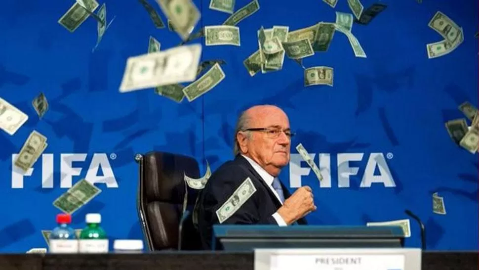 A Blatter le llovieron dólares y Maradona no se quedó afuera