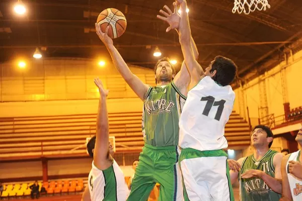 Nicolás Avellaneda dejó sin invicto a Mitre en el Apertura