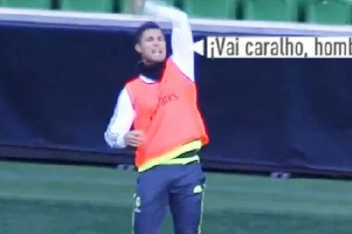 El DT le anuló un gol en la práctica y Cristiano Ronaldo lo insultó