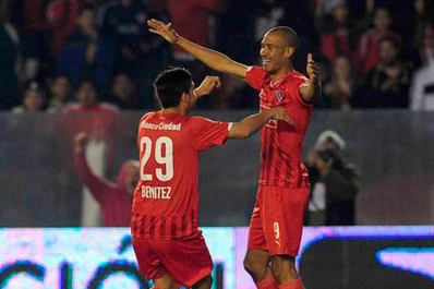 De la mano de Benítez Independiente fue feliz