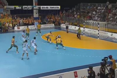 En la puerta de la gloria: los Gladiadores cayeron ante Brasil en el suplementario, y se quedaron con la plata