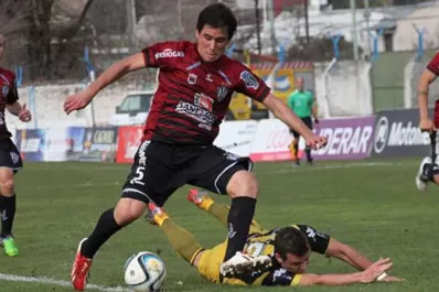 Santamarina rescató un empate ante Central Córdoba