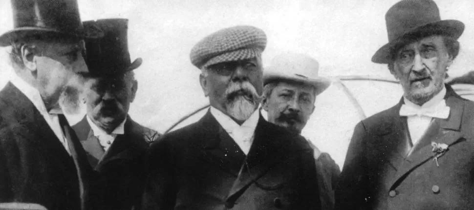 JULIO ARGENTINO ROCA. Desde la izquierda, el estadista tucumano; el presidente brasileño Campos Salles y el general Bartolomé Mitre.  la gaceta / archivo