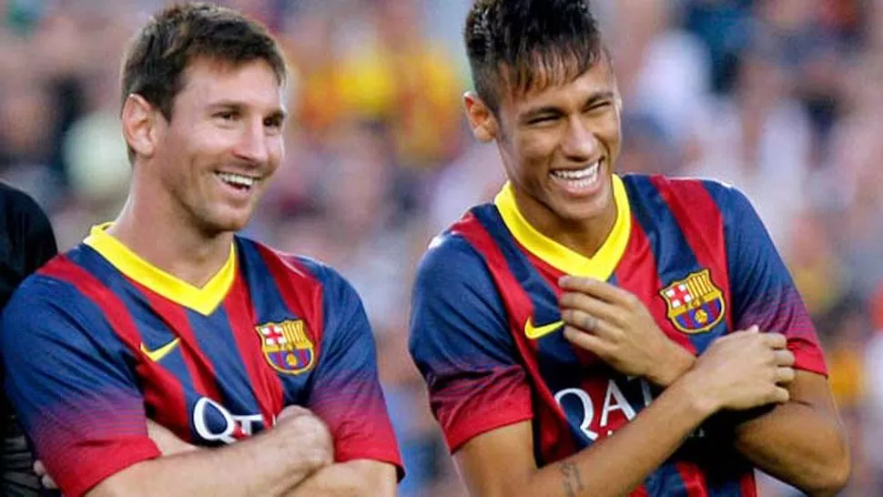 SON AMIGOS. Neymar siempre reconoce a Messi. (ARCHIVO)