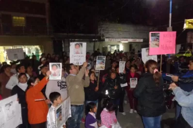 Protesta en Famaillá por las bebas quemadas: nadie asumió la responsabilidad del caso