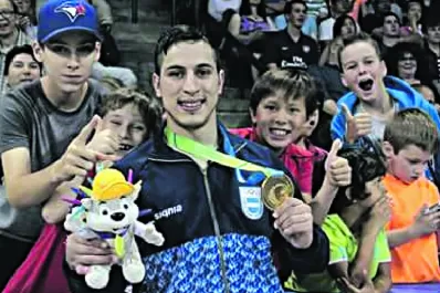 El tucumano Amargós criticó a los amigos del éxito y se emocionó al hablar de su hijo