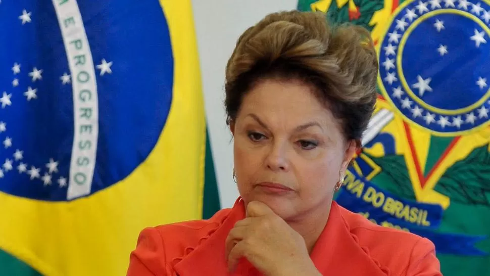 EN EL OJO DE LA TORMENTA. Las denuncias de corrupción agobian al gobierno de Dilma Rousseff. FOTO TOMADA DE DIARIOBAE.COM