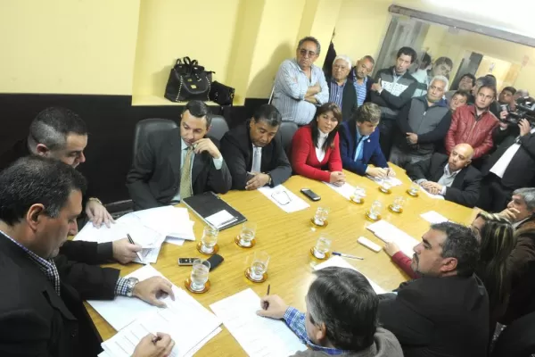 Morghenstein quería tomar deuda para pagar sueldos, pero su cuñado Najar lo frenó