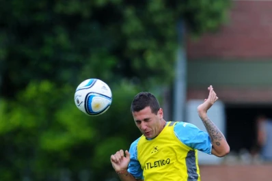 Tan dolorosa como lejana