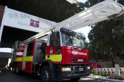 Una autobomba moderna reforzará la vieja flota de los bomberos de la provincia