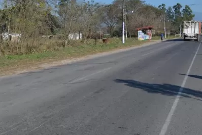Chocó, cayó de la moto y murió arrollado por una camioneta