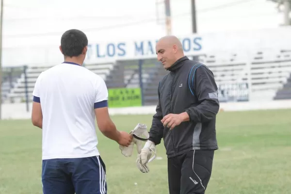 Gómez les pidió disculpas a los hinchas del “marino”