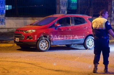 Un hombre murió acribillado frente a la plaza Alberdi