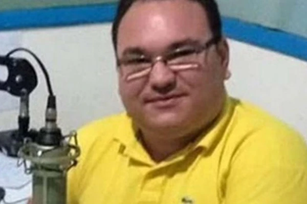 Brasil: asesinan a un locutor de radio mientras estaba al aire