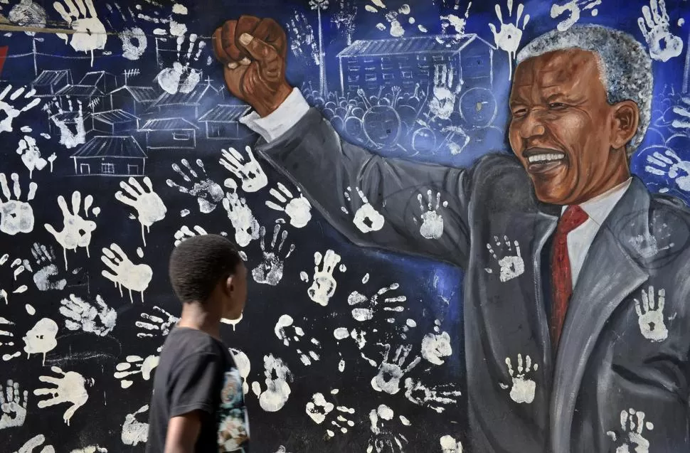 IMPERATIVO CATEGÓRICO. Mandela postuló un mandamiento civil en materia de elecciones personales. reuters (archivo)