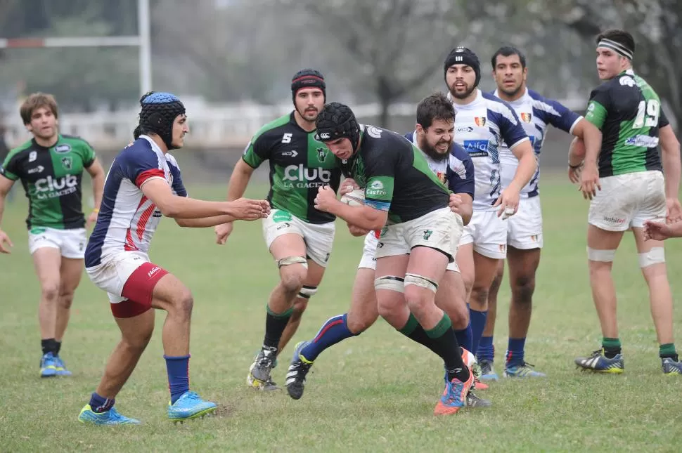 AJUSTADO. Tucumán Rugby se aseguró el tercer puesto al vencer a Natación. LA GACETA / FOTO DE HÉCTOR PERALTA